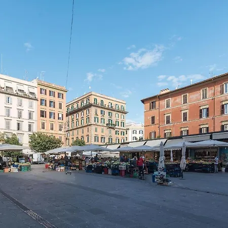 Lively Trastevere Renovated - Fromhometorome * Rome