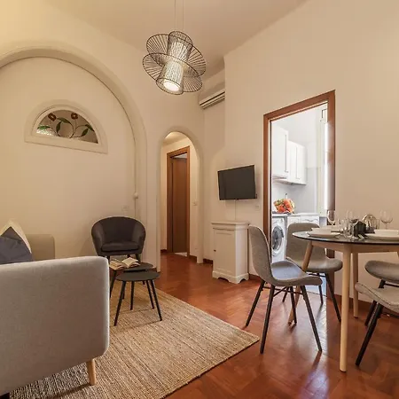Lively Trastevere Renovated - Fromhometorome Apartmán Řím
